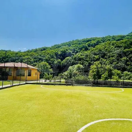 Family Sport Guest House * Beli Osŭm